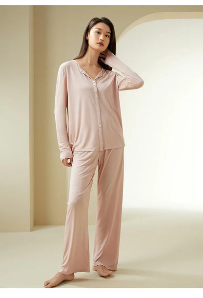 Mulberry Silk Knit Loungewear for Women With Long Sleeves S M L - Ideal for Meditation